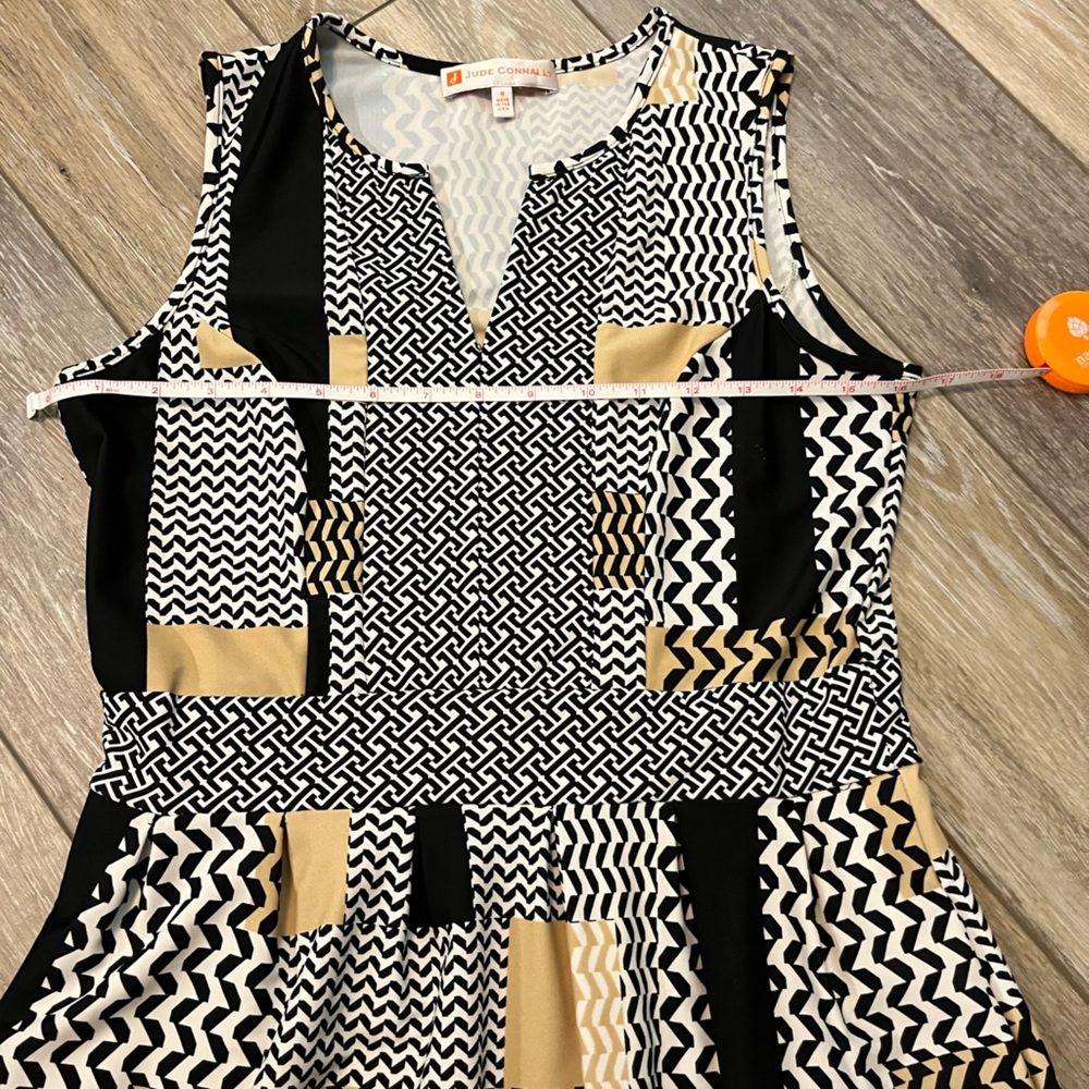 Super cute Jude Connally dress with pockets! - Picture 4 of 11